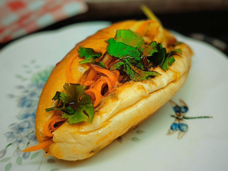 Banh Mi Trung